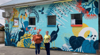 Award-winning mural aims to bring nature to the city  photo