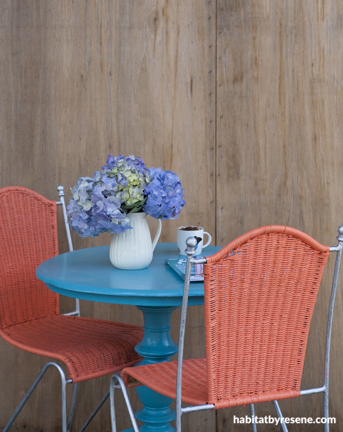 wicker chair makeover, diy, orange chair, orange paint, Resene Flamingo